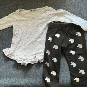 Dennys unicorn outfit